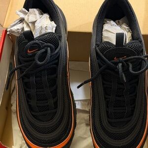 Nike Men's Black and Orange Air Max Sneakers